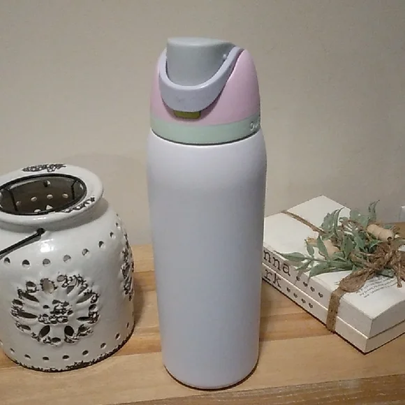 Owala 40 oz. Insulated Water Bottle - Picture 2 of 7